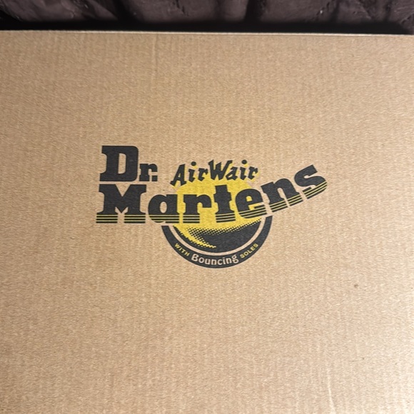 Dr.Martens Jorge II 
Unisex - size 8 men’s/ size 9 women - Picture 12 of 14